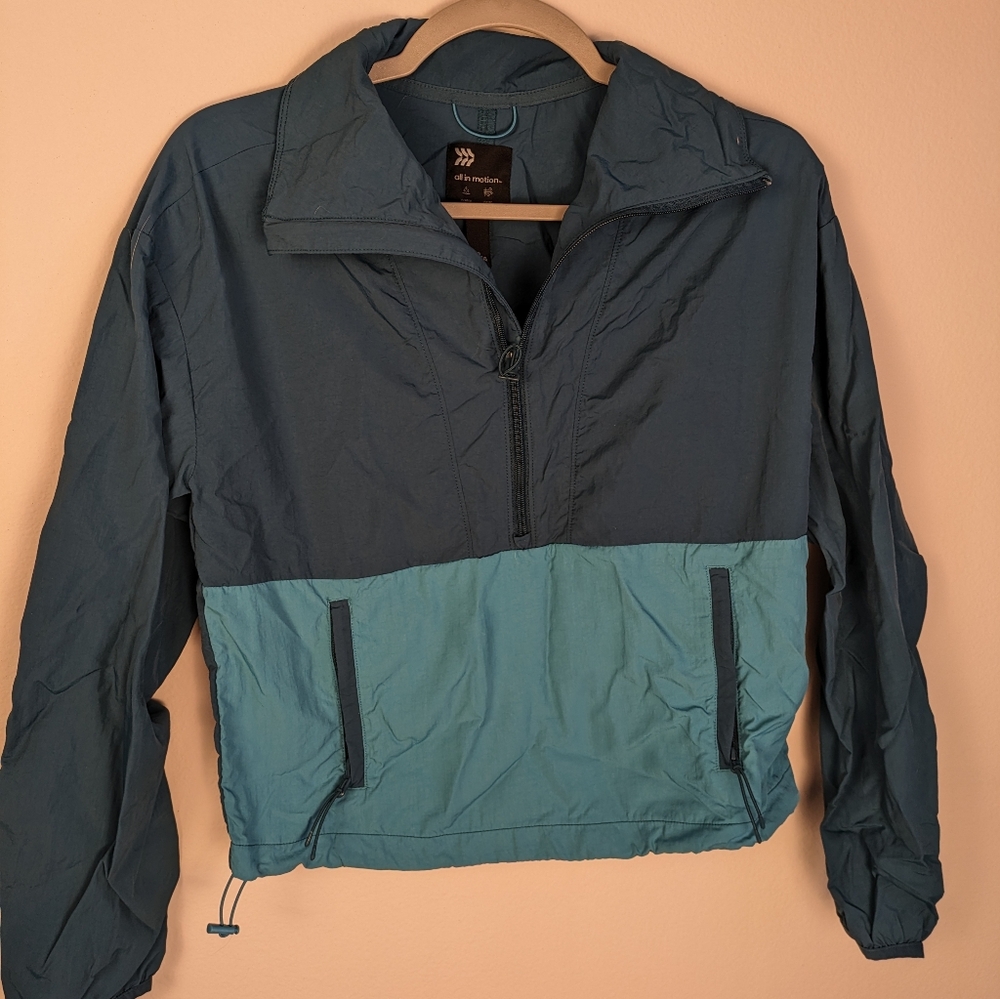 All in Motion Cropped Dual-Color Windbreaker